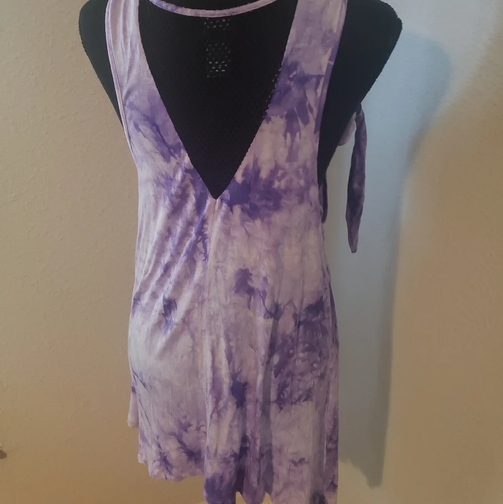 Just In: Lilac Tank w/ Glitter Sugar Skull Inspired Design - Picture 8 of 11